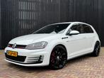 VW GOLF 7 - GTI - 2.0 TSI - PERFORM. - PARELMOER WIT - 19”, 65 €/maand, Stof, 4 cilinders, 1984 cc