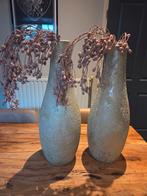 2 mooie hoge vazen, Huis en Inrichting, Ophalen, Steen, Overige kleuren, 50 tot 75 cm