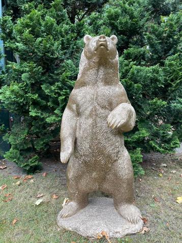 Beer beeld grizzlybeer goud tuin vijver bos zwembad beschikbaar voor biedingen