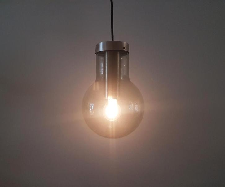 Vintage Raak Maxi Globe hanglamp, Huis en Inrichting, Lampen | Hanglampen, Gebruikt, Minder dan 50 cm, Glas, Metaal, Ophalen of Verzenden