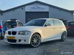 BMW 1-serie 116i m pakket 19 inch vol opties, Auto's, BMW, 1-Serie, Euro 5, Achterwielaandrijving, 4 cilinders
