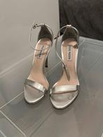 Zilveren Steve Madden Hakken - EU 37.5, Kleding | Dames, Ophalen of Verzenden, Zo goed als nieuw, Grijs, Pumps
