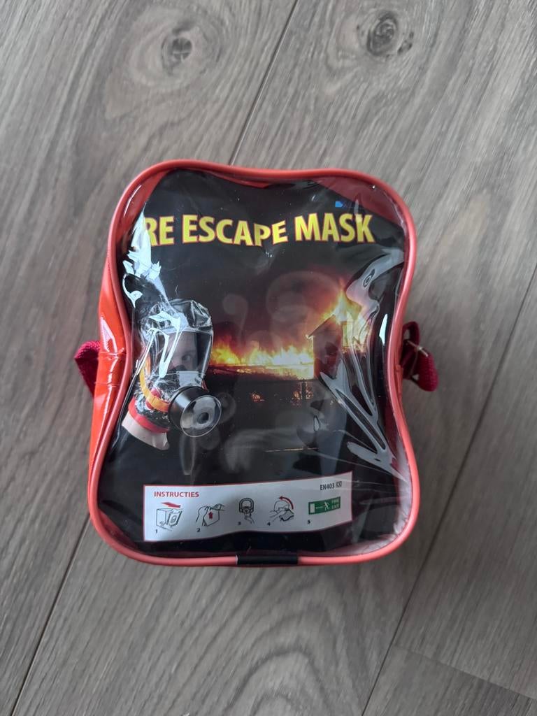 Fire escape mask, Ophalen of Verzenden, Zo goed als nieuw