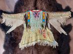 Native American Sioux style buckskin war shirt., Verzamelen, Overige Verzamelen, Ophalen of Verzenden