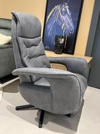 Grijze relaxfauteuil met gasveer, Ophalen, Sommeldijksehaven 19, Info@vissermeubelen.nl, Nieuw