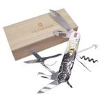 VICTORINOX JAPAN Sengoku Busho Mitsunari Ishida Multi-tool L, Caravans en Kamperen, Kampeergereedschap, Nieuw