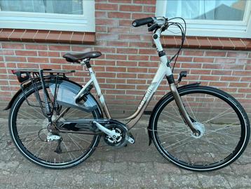 zeer nette gazelle medeo excellent damesfiets toerfiets beschikbaar voor biedingen