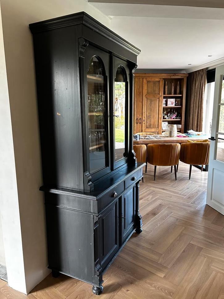 Grijze Houten Vitrinekast - gratis af te halen!, Huis en Inrichting, Kasten | Buffetkasten, Gebruikt, 150 tot 200 cm, 100 tot 150 cm