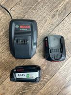 Bosch lader + 2x 14,4V  2,5 Ah batterijen, Doe-het-zelf en Verbouw, Ophalen, Zo goed als nieuw