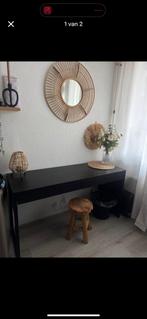 Bureau van de ikea, zwart., Huis en Inrichting, Bureaus, Ophalen of Verzenden, Zo goed als nieuw