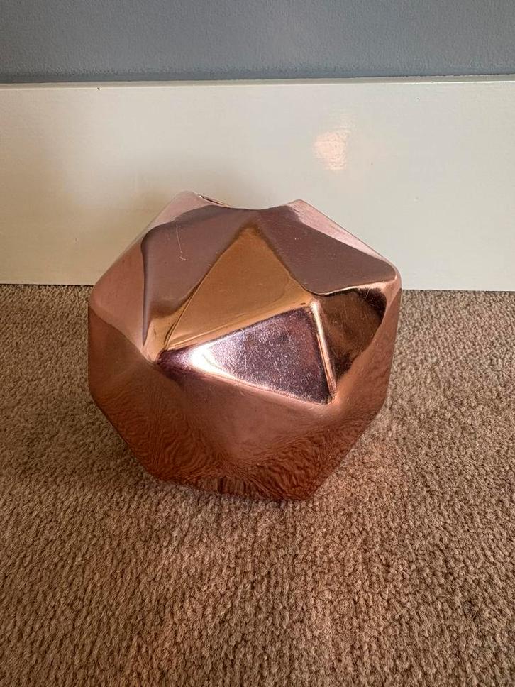 Bijzonder roségouden vaasje 12 cm hoog, Huis en Inrichting, Woonaccessoires | Vazen, Gebruikt, Overige kleuren, Minder dan 50 cm