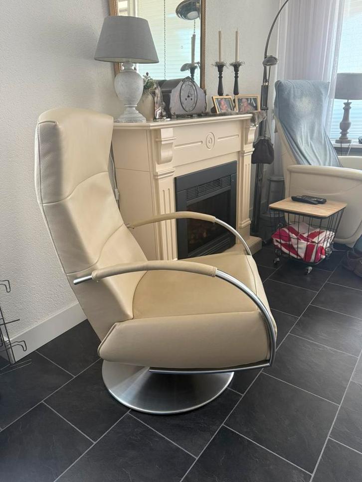 Relaxstoel de Toekomst, Huis en Inrichting, Fauteuils, Gebruikt, Leer, Overige materialen, 50 tot 75 cm, Ophalen