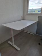 Ikea bureau Bekant wit, Huis en Inrichting, Bureaus, Ophalen, In hoogte verstelbaar, Gebruikt, Bureau