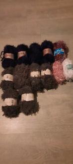 12nieuwe bolletjes wolVaste prijs€7,50, Hobby en Vrije tijd, Breien en Haken, Verzenden, Nieuw, Breien of Haken, Wol of Garen
