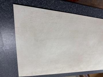 6.5 MTR/2 PVC M FLOOR  PLAK BADKAMER WANDJE/VLOER beschikbaar voor biedingen