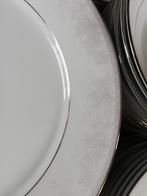 Luxe servies Noritake bone china, Misty mooi subtiel decor, Ophalen, Zo goed als nieuw, Porselein, Overige stijlen