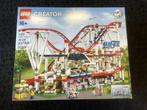 LEGO 10261 - Achtbaan Nieuw in Doos, Info@lego.com, Lego, Nieuw, Ophalen of Verzenden