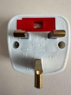 UK Travel Adapter Plug – 13A Fused | Works with EU/US Plugs, Ophalen of Verzenden, Zo goed als nieuw, Minder dan 2 meter, Overige kabels
