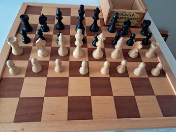 Groot schaakspel Stauton K 84 mm beschikbaar voor biedingen