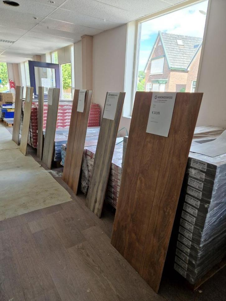 VOLOP LAMINAAT IN DE AANBIEDING!! VOLOP LAMINAAT!!, Huis en Inrichting, Stoffering | Vloerbedekking, Nieuw, Laminaat, 75 m² of meer