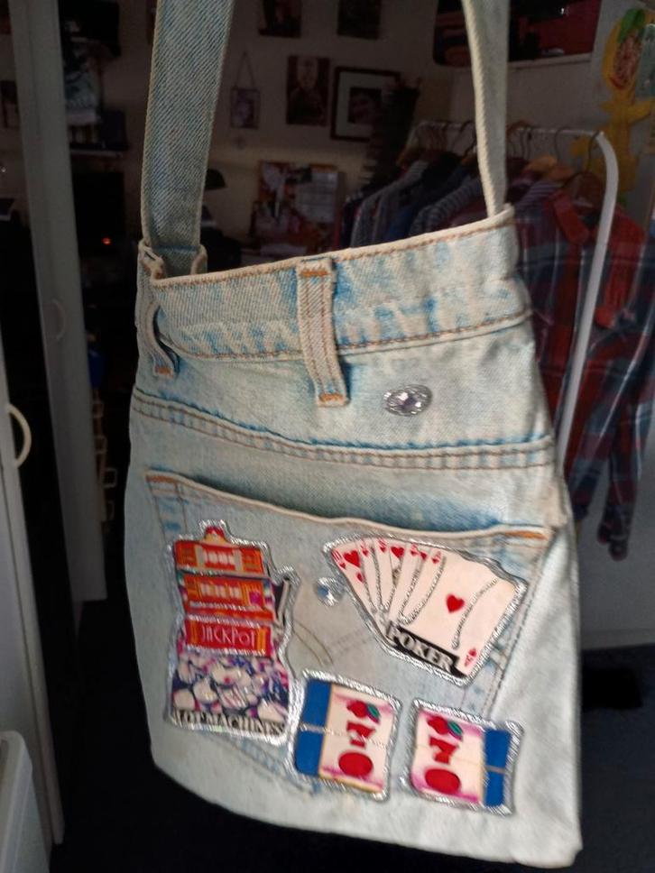 Las Vegas Denim Tas - Zo Goed Als Nieuw!, Sieraden, Tassen en Uiterlijk, Tassen | Damestassen, Zo goed als nieuw, Schoudertasje