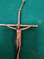 Kruisbeeld metaal muurhanger jezus beeld, Verzamelen, Ophalen of Verzenden