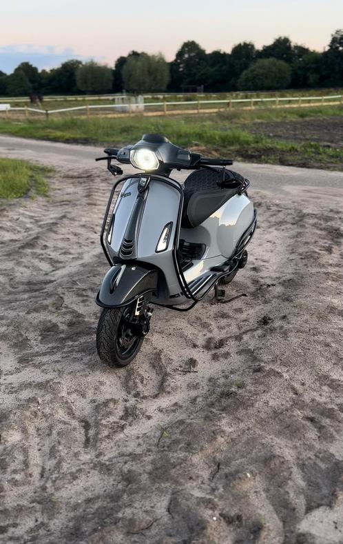 Vespa Sprint E4 2020 80cc, Fietsen en Brommers, Brommers | Vespa, Zo goed als nieuw, Maximaal 45 km/u, Ophalen