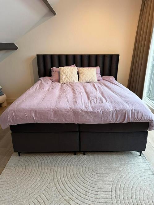 Haco Boxpring Stripe 180cm, Huis en Inrichting, Slaapkamer | Boxsprings, Zo goed als nieuw, 180 cm, 200 cm, Tweepersoons, Grijs
