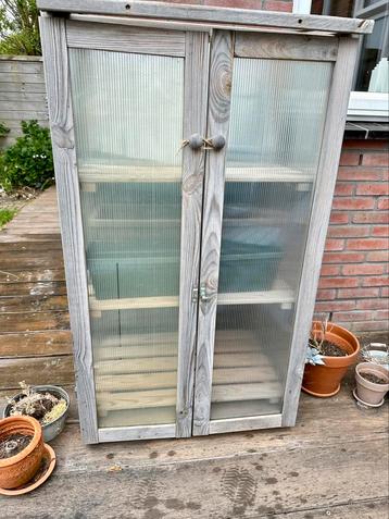 Esschert Design kweekkas verhoogd bruin 69,4 x 54 x 125,2 cm beschikbaar voor biedingen