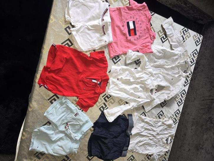 Tommy Hilfiger kleding maat tm 4 jaar bieden, Kinderen en Baby's, Kinderkleding | Kinder-kledingpakketten, Zo goed als nieuw, Maat 92