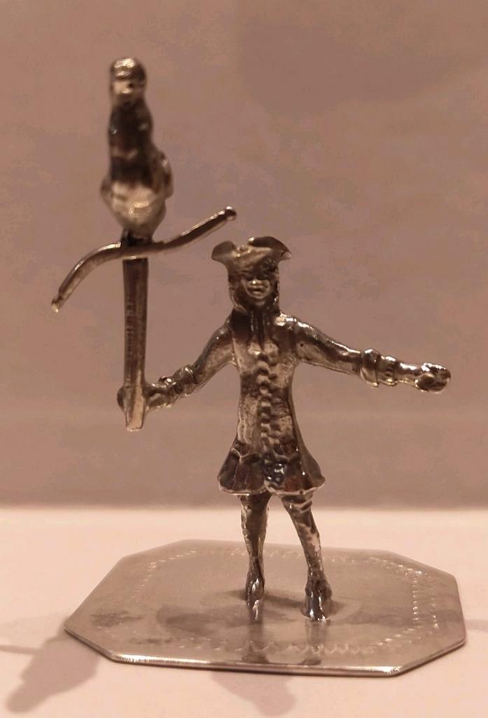 18e eeuwse zilveren miniatuur Valkenier. ( Van Strant ), Antiek en Kunst, Antiek | Goud en Zilver, Verzenden
