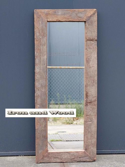 Spiegel van geborstelde oude wagonplanken afmeting 139 x 57, Huis en Inrichting, Woonaccessoires | Spiegels, Nieuw, 50 tot 75 cm