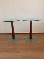 2 ronde glazen bijzettafels met houten voet, 45 tot 60 cm, Minder dan 55 cm, Rond, Ophalen of Verzenden