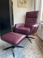 Draaifauteuil met bijbehorende poef Leder, Huis en Inrichting, Ophalen, Zo goed als nieuw