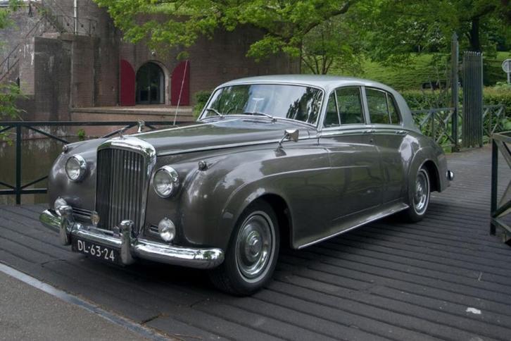 Trouwauto huren? Maak jullie dag onvergetelijk, Diensten en Vakmensen, Verhuur | Auto en Motor, Personenauto, Trouwauto, Met chauffeur