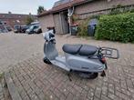 La souris Senzo scooter geel kenteken, Fietsen en Brommers, Snorfietsen en Snorscooters, Ophalen of Verzenden, Zo goed als nieuw