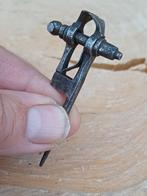 Mini bankschroefje, Antiek en Kunst, Ophalen of Verzenden