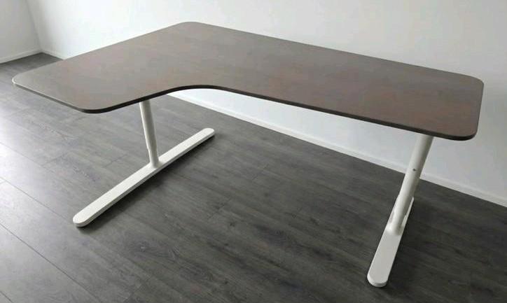 Ikea Bekant Hoekbureau Grijs/Wit (Linkse Hoek), Huis en Inrichting, Bureaus, Gebruikt, Bureau, Ophalen