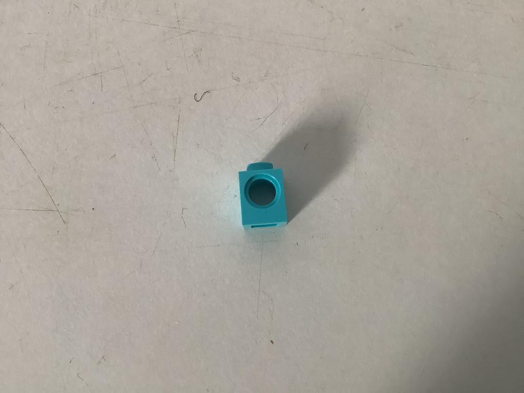 Lego technic steen 1x1 met gat licht blauw, Kinderen en Baby's, Speelgoed | Duplo en Lego, Ophalen of Verzenden, Gebruikt, Losse stenen