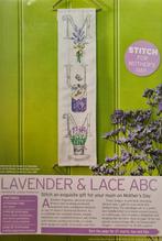 Lavendel en Lace alfabet borduurpatroon, Ophalen, Nieuw, Handborduren, Patroon