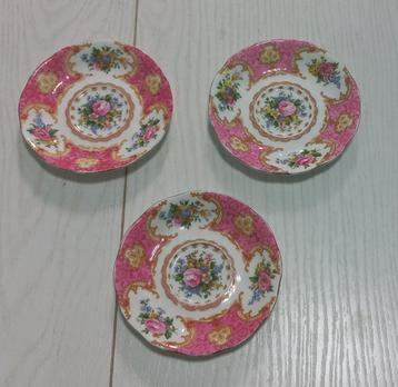 3 Royal Albert Lady Carlyle schoteltjes beschikbaar voor biedingen