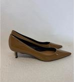 MNG kitten heel shoes., Kleding | Dames, Schoenen, Pumps, Bruin, Nieuw, Ophalen of Verzenden