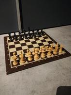 Coördinaten dam/schaakbord met grote houten stukken, Ophalen of Verzenden, Gebruikt, Schaken