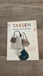 Tassen breien en haken, Hobby en Vrije tijd, Breien en Haken, Ophalen of Verzenden, Zo goed als nieuw, Breien of Haken, Patroon of Boek