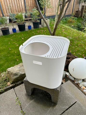 Modko hop in kattenbak wit beschikbaar voor biedingen