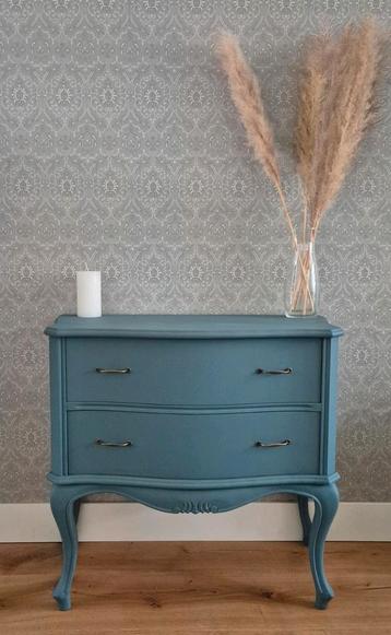 Mooi gerestyled vintage ladekastje - antiekblauw beschikbaar voor biedingen