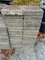 Gratis ophalen: Betontegels 30x30 - 30x20 - 20x20, Tuin en Terras, Tegels en Klinkers, Ophalen, Gebruikt, 10 m² of meer, Beton