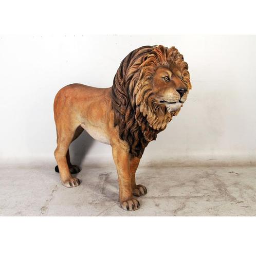 Lion King beeld – Leeuw Lengte 189 cm, Verzamelen, Dierenverzamelingen, Nieuw, Ophalen