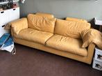 Gele Molinari driezitsbank, Ophalen, Gebruikt, Driepersoons, Rechte bank