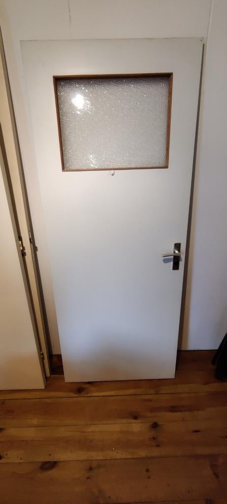 Oude massieve deuren met raam - zie foto's, Doe-het-zelf en Verbouw, Deuren en Horren, Ophalen, Gebruikt, 80 tot 100 cm, Binnendeur